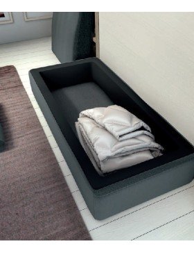 Detalle de sofa para cama abatible