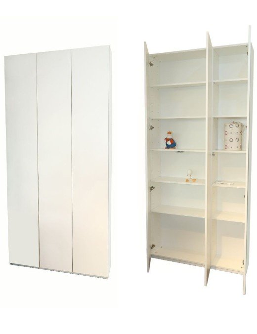 Armarios Blancos CON LAS PUERTAS ABIERTAS